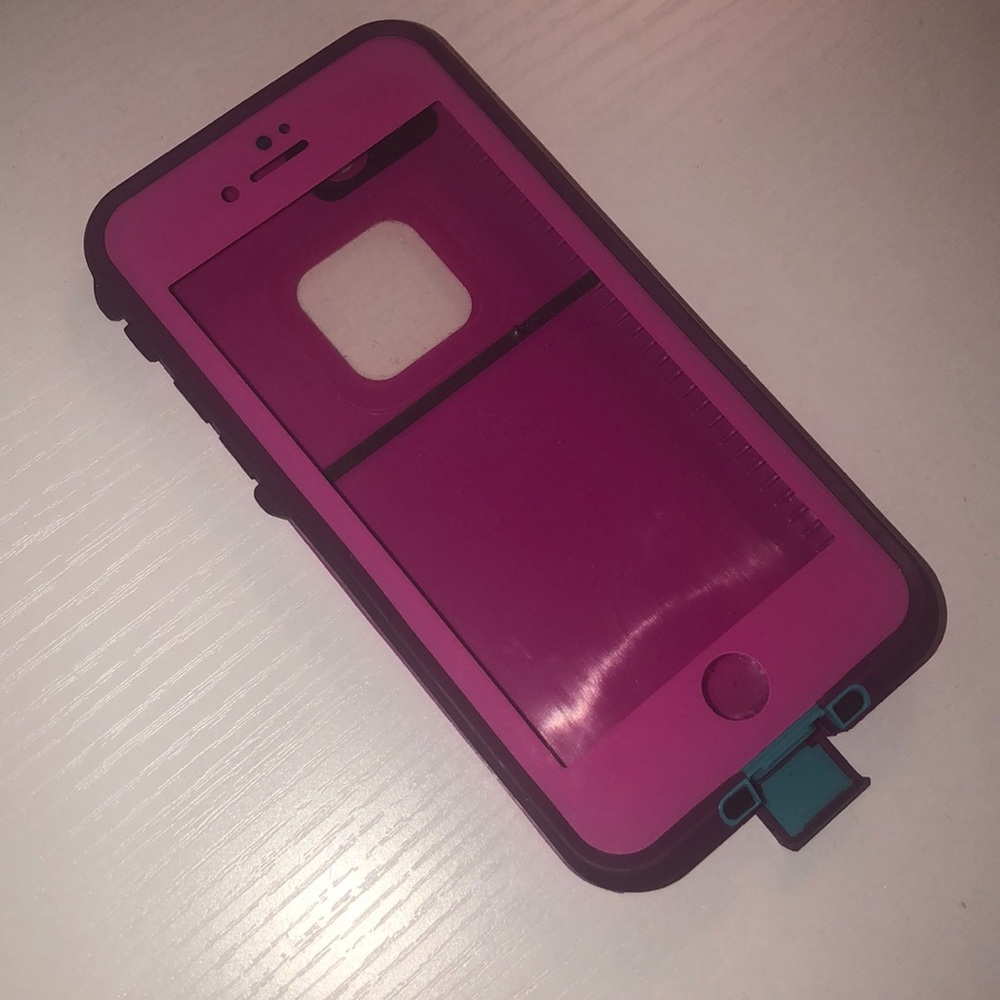iPhone 7 Lifeproof case